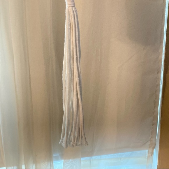 Macrame Plant Hanger Boho Home Decor 40” L - Picture 9 of 10